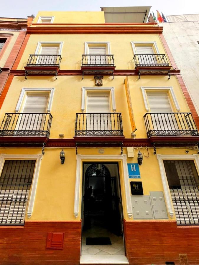 Hostal Paco'S Sewilla Zewnętrze zdjęcie The house of Cervantes in Madrid