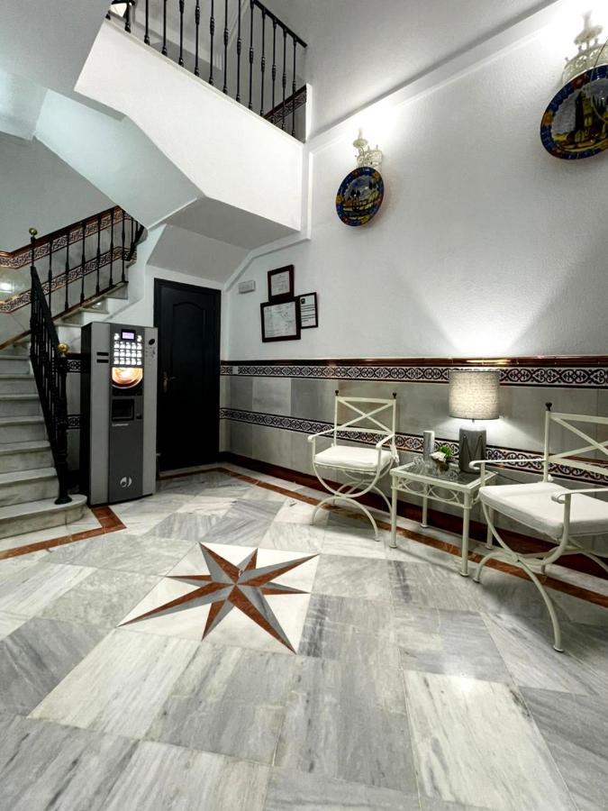Hostal Paco'S Sewilla Zewnętrze zdjęcie Interior of the hotel