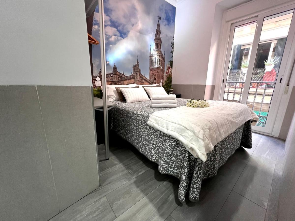 Hostal Paco'S Sewilla Zewnętrze zdjęcie A bedroom