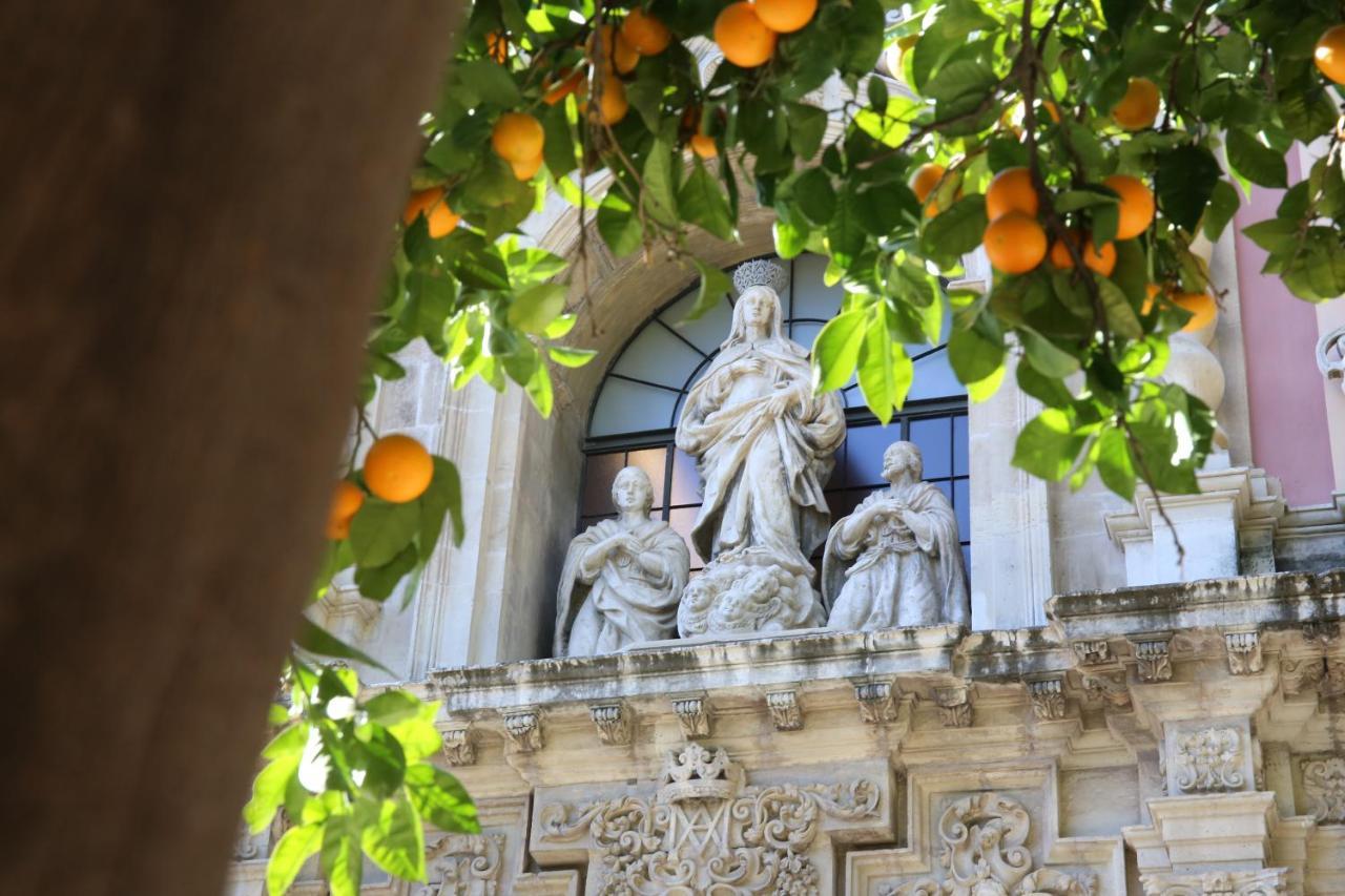 Hostal Paco'S Sewilla Zewnętrze zdjęcie The Orange Trees of Sorrento
